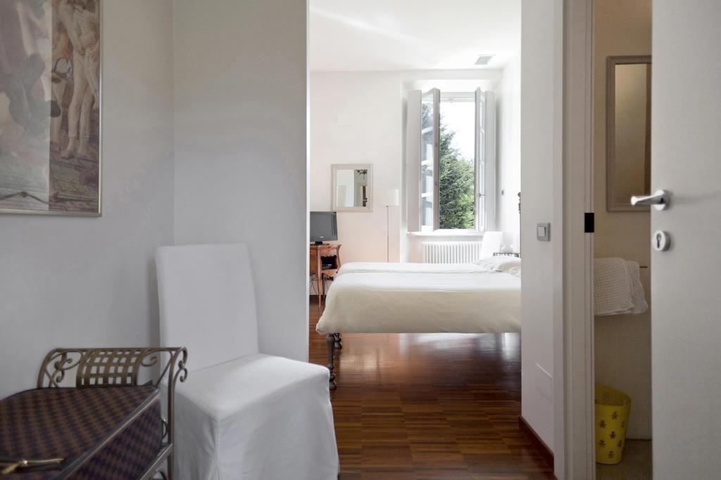 La Canarina Bed & Breakfast 코모 객실 사진